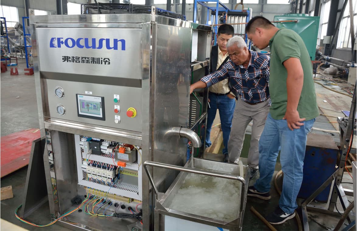 Focusun slurry ice machine demonstration at the manufacturer