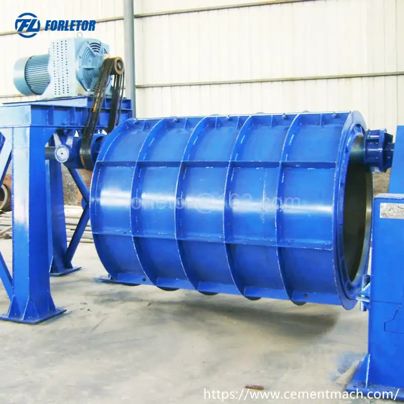 XG1500 concrete pipe mould and suspension roller equipment at a factory. Reference equipment photograph.