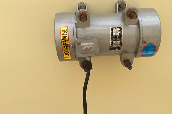 PLD-series vibrator detail from HAMAC's product page; confirm equipment for the selected aggregate.